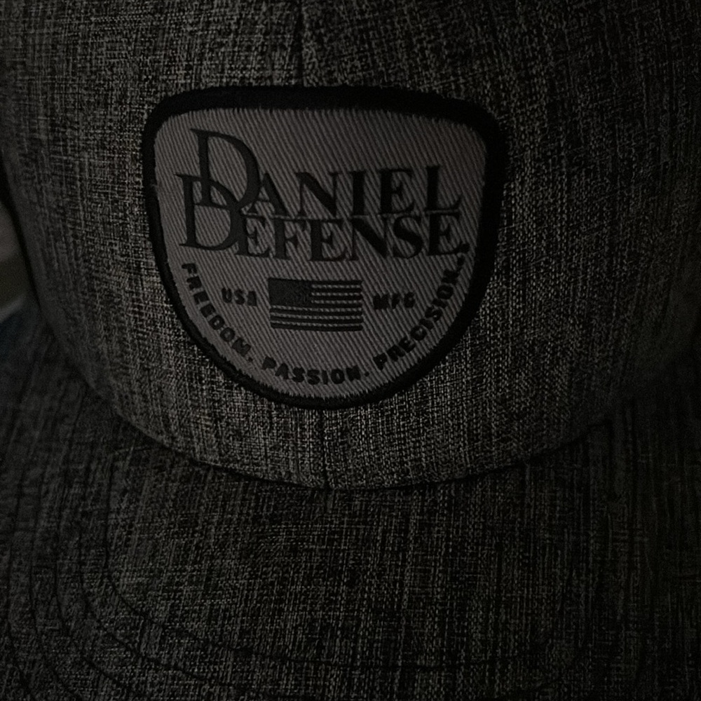Gray and Black patch Daniel defense - Picture 5 of 6